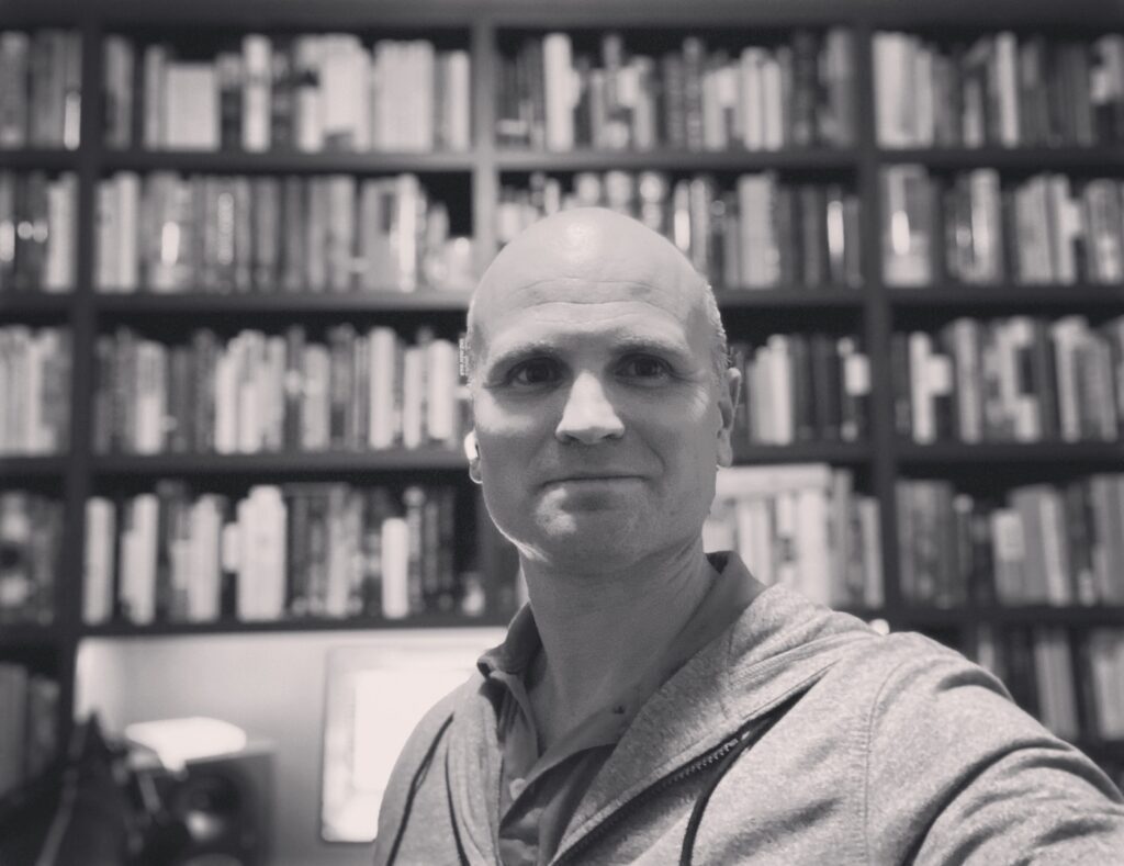 Erik Rostad Bookshelves